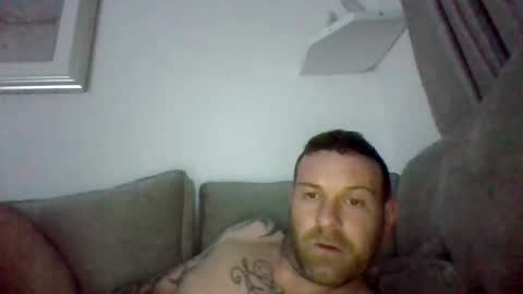 Snapshot of comesee10 chatting on 12-18-25, 10:27 comesee10 online show from 12-18-25, 10:27