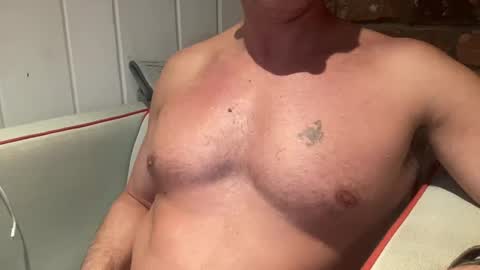 Snapshot of comfides1 chatting on 01-19-25, 12:28 comfides1 online show from 01-19-25, 12:28