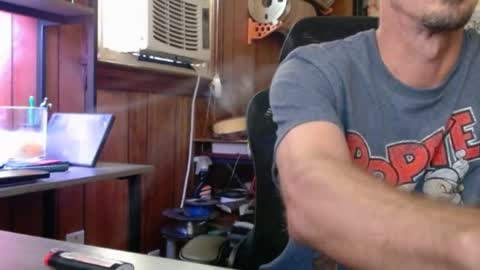 Snapshot of comic_king27 chatting on 09-20-25, 09:16 Nelson or ComicKing and sometime Peachy143 online show from 09-20-25, 09:16