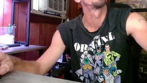 Snapshot of comic_king27 chatting on 10-05-25, 12:58 Nelson or ComicKing and sometime Peachy143 online show from 10-05-25, 12:58