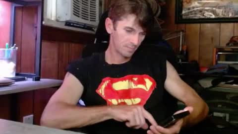 Snapshot of comic_king27 chatting on 10-07-25, 10:29 Nelson or ComicKing and sometime Peachy143 online show from 10-07-25, 10:29