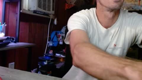 Snapshot of comic_king27 chatting on 10-11-25, 11:53 Nelson or ComicKing and sometime Peachy143 online show from 10-11-25, 11:53