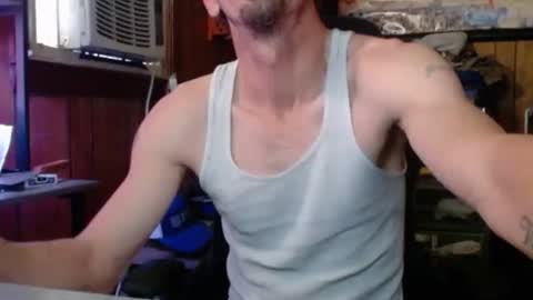 Snapshot of comic_king27 chatting on 11-30-25, 02:10 Nelson or ComicKing and sometime Peachy143 online show from 11-30-25, 02:10