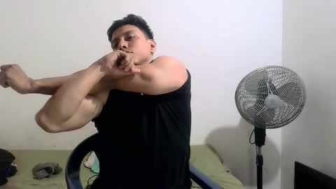 Snapshot of conde2710 chatting on 10-04-25, 12:08 ELCONDE online show from 10-04-25, 12:08