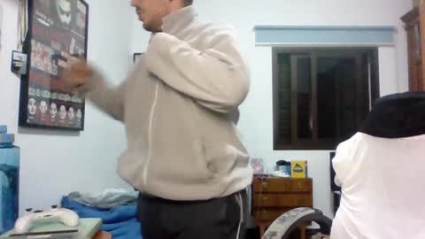 Snapshot of conejero_37 chatting on 01-06-25, 10:47 Jesus online show from 01-06-25, 10:47