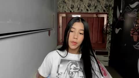 C O N N I E online show from 03-09-26, 08:24