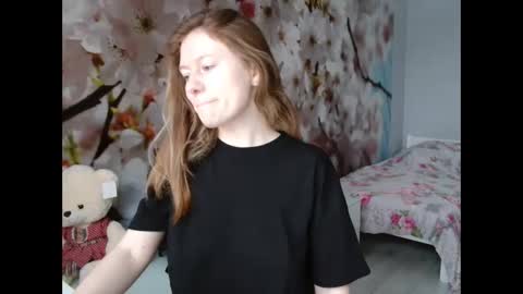 Snapshot of connie_daw chatting on 12-18-24, 05:59 Connie Daw online show from 12-18-24, 05:59