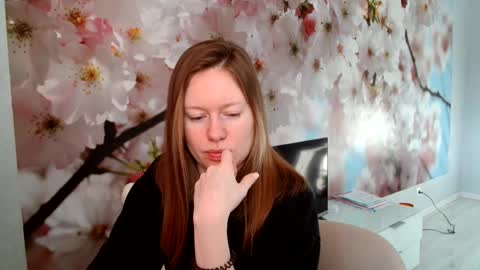 Snapshot of connie_daw chatting on 01-22-25, 07:25 Connie Daw online show from 01-22-25, 07:25