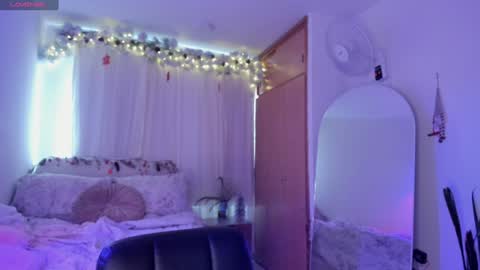 Snapshot of connie_deep chatting on 12-11-24, 12:55 connie    online show from 12-11-24, 12:55