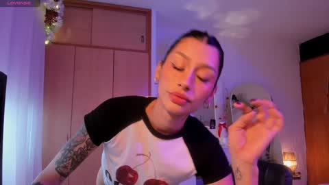 Snapshot of connie_deep chatting on 12-27-24, 01:18 connie    online show from 12-27-24, 01:18