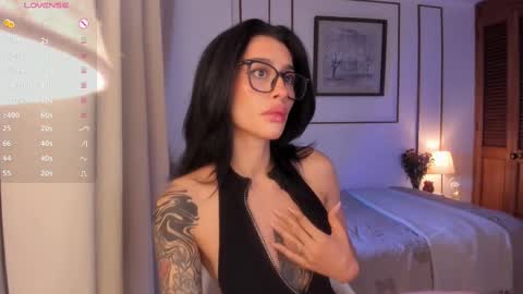 Snapshot of connie_deep chatting on 09-16-25, 09:43 connie    online show from 09-16-25, 09:43