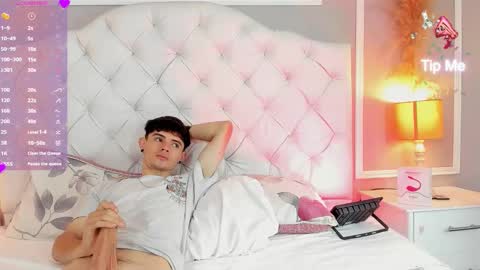 Snapshot of connor_and_angel chatting on 02-07-25, 04:46 connor_and_angel online show from 02-07-25, 04:46