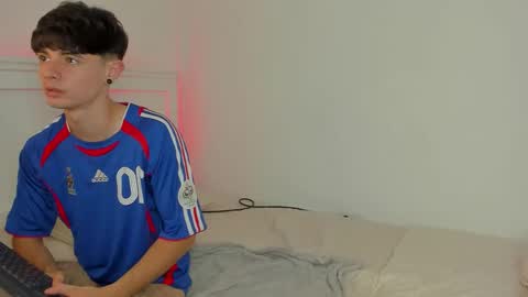 Snapshot of connor_and_angel chatting on 03-08-26, 02:04 connor_and_angel online show from 03-08-26, 02:04