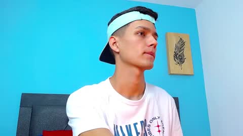 Snapshot of connor_garrett chatting on 12-09-24, 07:07 Connor online show from 12-09-24, 07:07