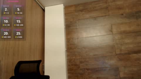 connor_h1 online show from 09-26-25, 03:32