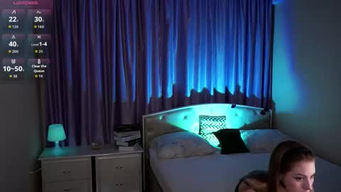 Hello im Sofia Welcme to my room .More hugs and kiss for you online show from 09-09-25, 08:19