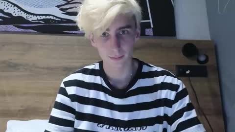 Snapshot of cookie_sex chatting on 10-17-25, 01:09 cookie_sex online show from 10-17-25, 01:09