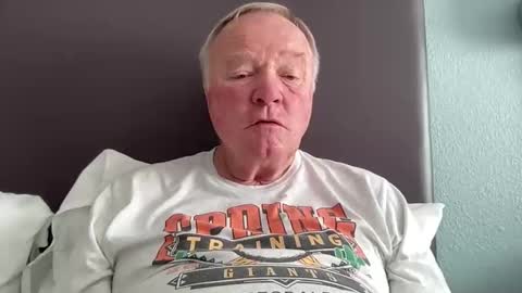 cookoosnest online show from 04-28-26, 03:17