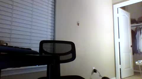 cooldude122222 online show from 12-10-24, 12:49