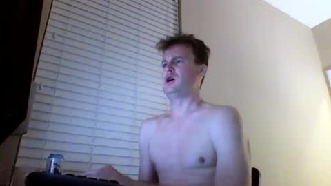 cooldude122222 online show from 12-25-24, 06:31