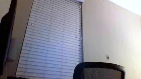 cooldude122222 online show from 03-02-25, 06:37