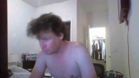 cooldude122222 online show from 09-28-25, 06:41