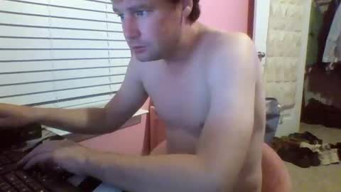 cooldude122222 online show from 10-08-25, 11:19