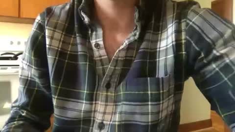 Snapshot of cooldude5432 chatting on 01-09-25, 05:00 Cool Dude online show from 01-09-25, 05:00