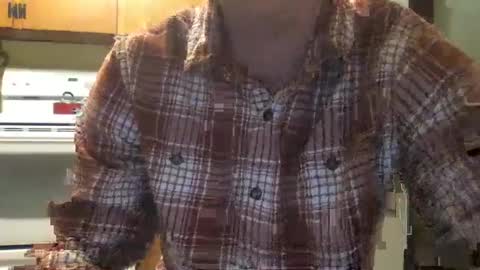 Snapshot of cooldude5432 chatting on 01-10-25, 10:25 Cool Dude online show from 01-10-25, 10:25