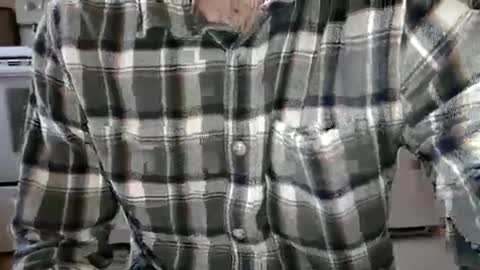 Snapshot of cooldude5432 chatting on 01-13-25, 09:31 Cool Dude online show from 01-13-25, 09:31