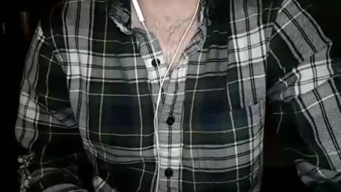 Snapshot of cooldude5432 chatting on 02-06-25, 03:06 Cool Dude online show from 02-06-25, 03:06