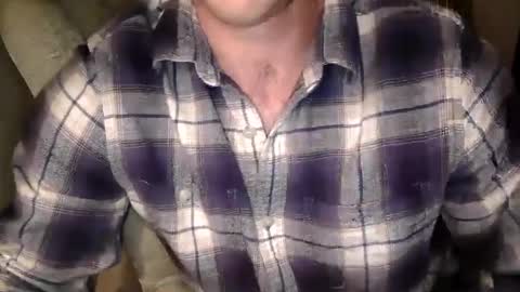 Snapshot of cooldude5432 chatting on 02-15-25, 02:15 Cool Dude online show from 02-15-25, 02:15