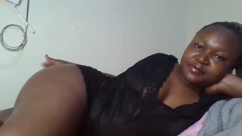 coolgirl001 online show from 11-25-25, 01:27