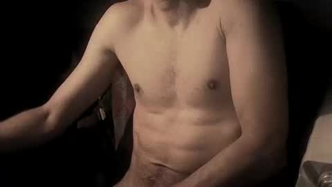 Snapshot of coolmementox chatting on 01-21-25, 10:41 ChoveEnArrakis online show from 01-21-25, 10:41