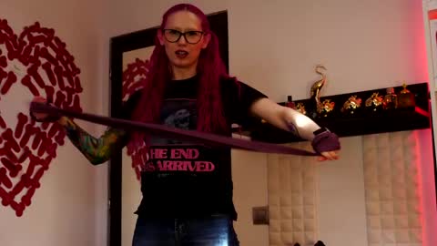 Ginger The Cringer online show from 04-26-26, 09:40