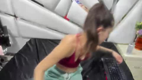 Snapshot of cooperemma_ chatting on 01-08-25, 03:08 CooperEmma  online show from 01-08-25, 03:08