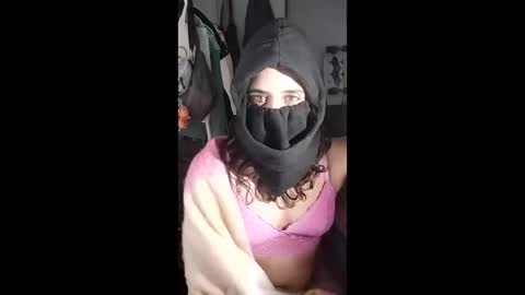 Cootie pinklips online show from 12-15-25, 11:14