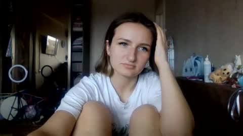 Snapshot of cora_fora chatting on 04-28-26, 12:10 cora_fora online show from 04-28-26, 12:10