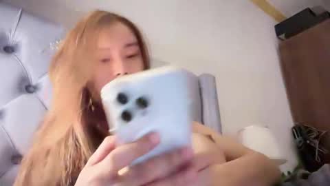 Cora online show from 02-12-26, 08:53