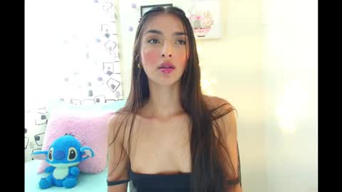 Snapshot of coral_davis chatting on 01-06-25, 07:13 Coral online show from 01-06-25, 07:13