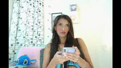 Snapshot of coral_davis chatting on 01-09-25, 07:52 Coral online show from 01-09-25, 07:52