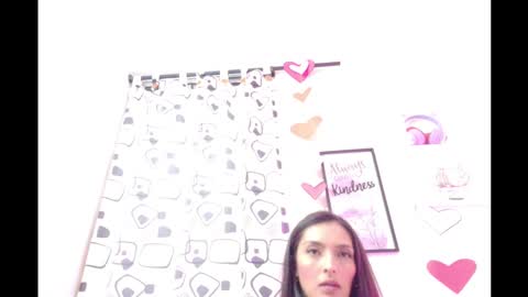 Snapshot of coral_davis chatting on 02-10-25, 01:14 Coral online show from 02-10-25, 01:14