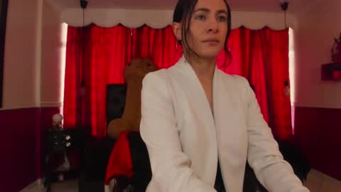 Coral  online show from 09-19-25, 01:12