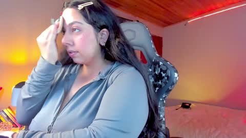 Snapshot of coraline_latin chatting on 01-09-25, 10:09 Coraline online show from 01-09-25, 10:09