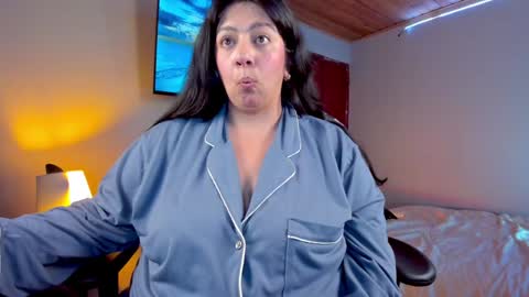 Snapshot of coraline_latin chatting on 01-26-25, 12:58 Coraline online show from 01-26-25, 12:58