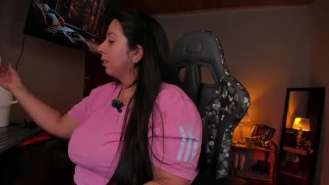 Snapshot of coraline_latin chatting on 02-23-25, 09:16 Coraline online show from 02-23-25, 09:16