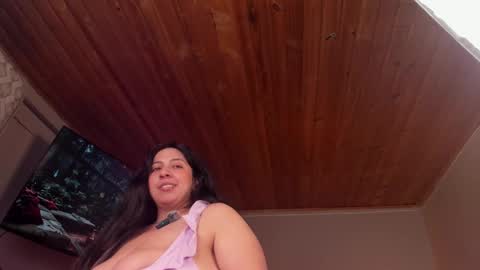 Snapshot of coraline_latin chatting on 02-27-25, 09:04 Coraline online show from 02-27-25, 09:04