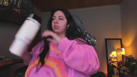 Snapshot of coraline_latin chatting on 03-08-25, 09:29 Coraline online show from 03-08-25, 09:29