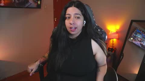 Coraline online show from 11-23-25, 12:05