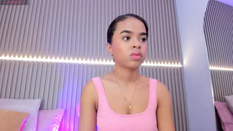 coralineross_ online show from 10-20-25, 10:59